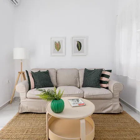 Apartman Kiwi By Halu!, In Perea *