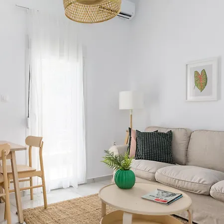 Kiwi By Halu!, In Perea Apartman Peraía