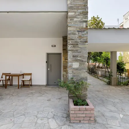 Daire Kiwi By Halu!, In Perea