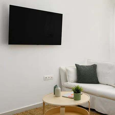 Kiwi By Halu!, In Perea Daire *